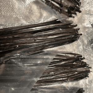 Fresh Vanilla Beans (4 sticks)